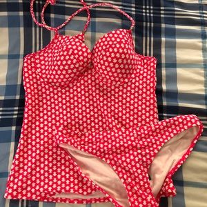 Two-piece bathing suit